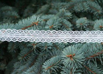 Dantelă, latime 2.8cm, culoare albă LR-01-020 foto