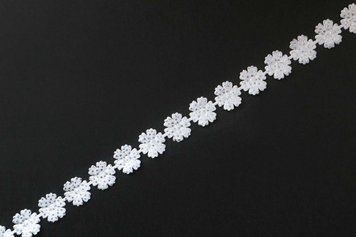 Panglică decorativă, floricele cu pietricele, culoare albă, lățime, 1.8сm MD8M-012 foto